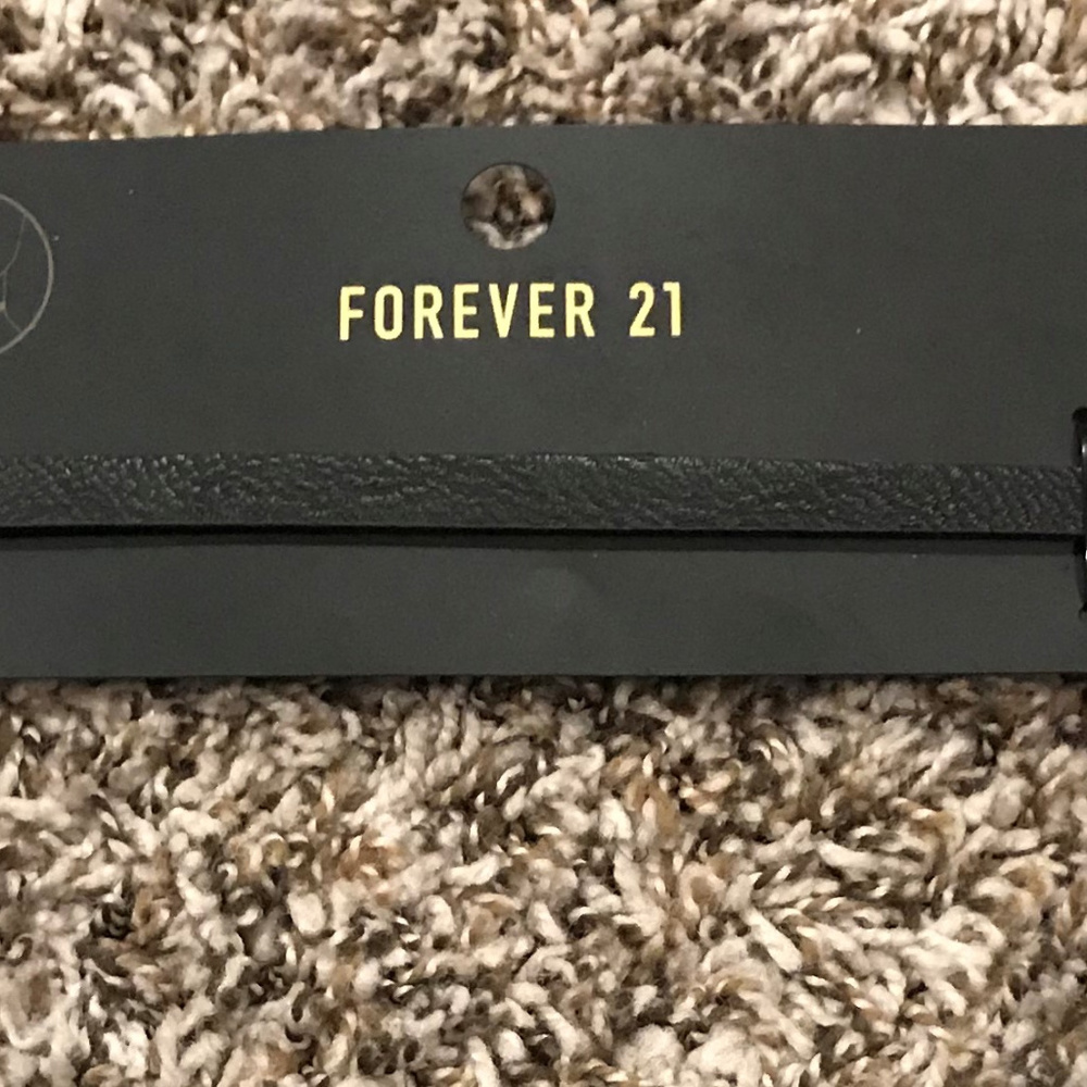 NWT Forever 21 Faux Leather Choker
